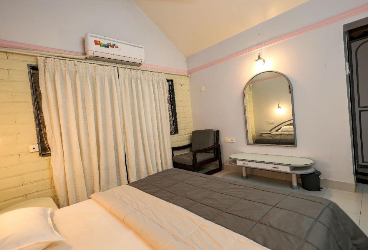 Valleycrest Villa With Swimming Pool Mahabaleshwar Exterior photo